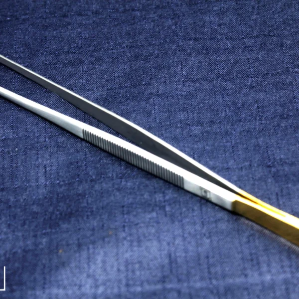 Pinza de diseccion con dientes 14.5cm