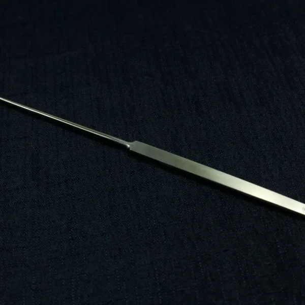 Sicker knife